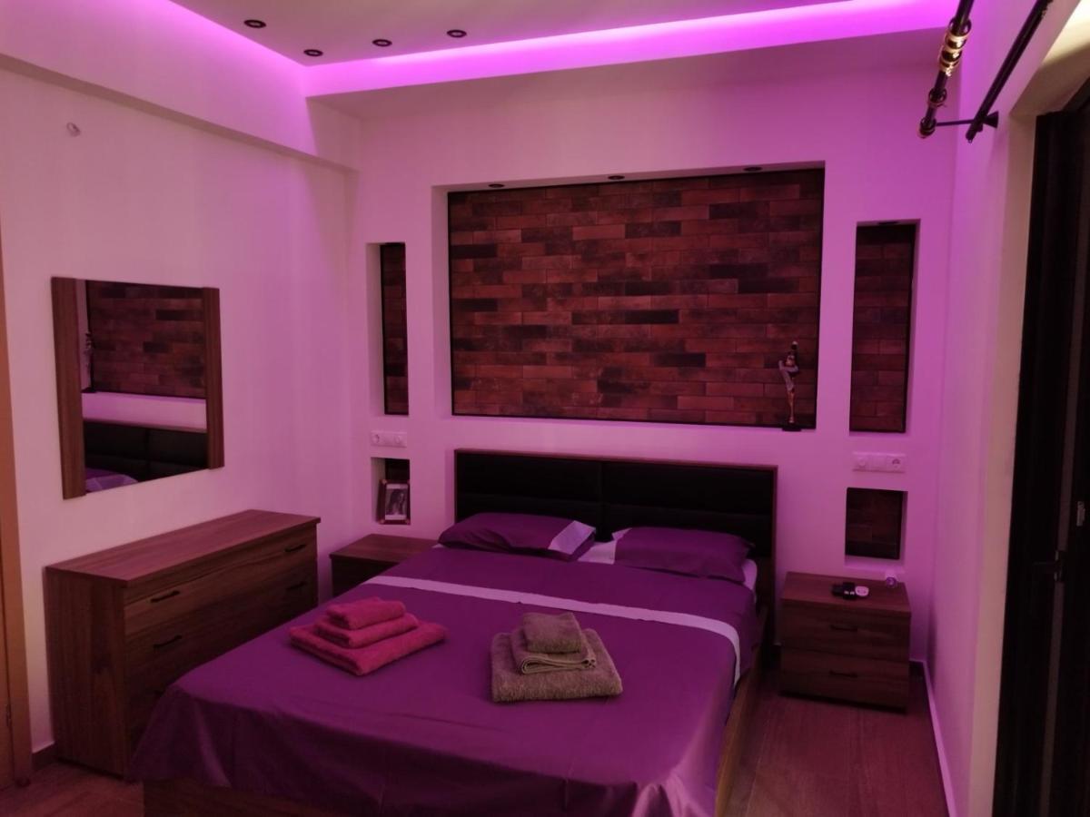 Luxurious Apartment In The Heart Of Town ! لوتراكي المظهر الخارجي الصورة
