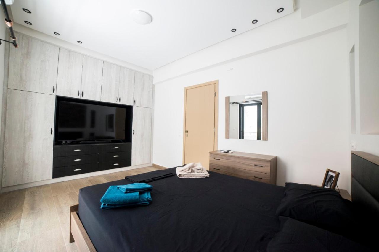 Luxurious Apartment In The Heart Of Town ! لوتراكي المظهر الخارجي الصورة