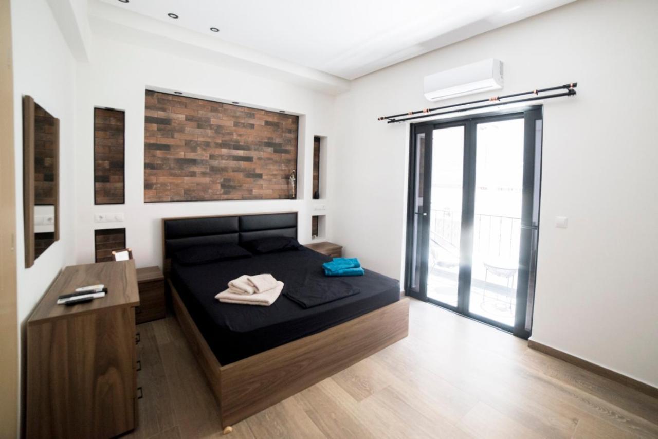 Luxurious Apartment In The Heart Of Town ! لوتراكي المظهر الخارجي الصورة